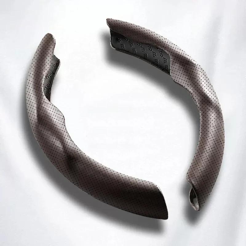 Универсальный кожаный чехол на руль.