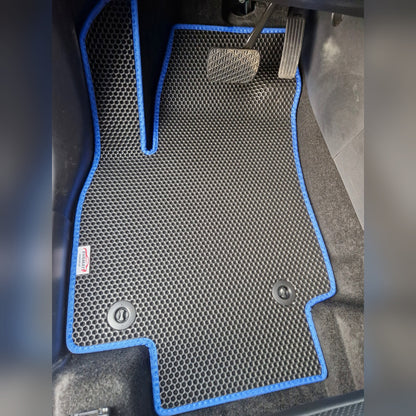 Dywaniki EVAMATS 3D w MG ZS II — maty kierowcy, pasażera i tylne